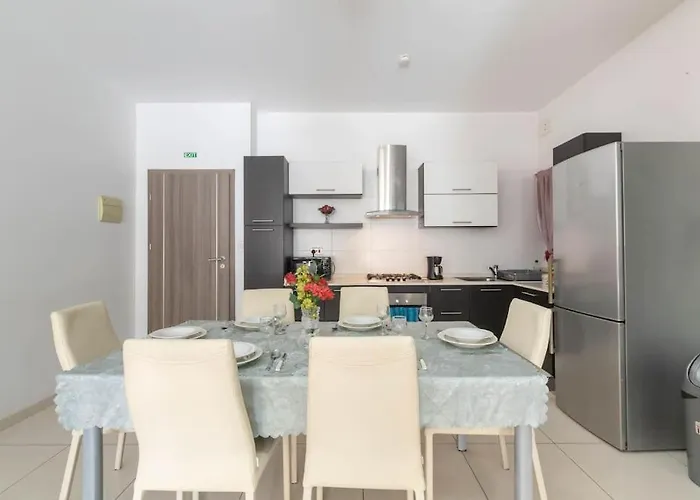 Apartamento Modern Apt. Close To The Square St Paul's Bay