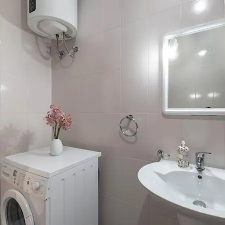 Modern Apt. Close To The Square * San Pawl il-Baħar